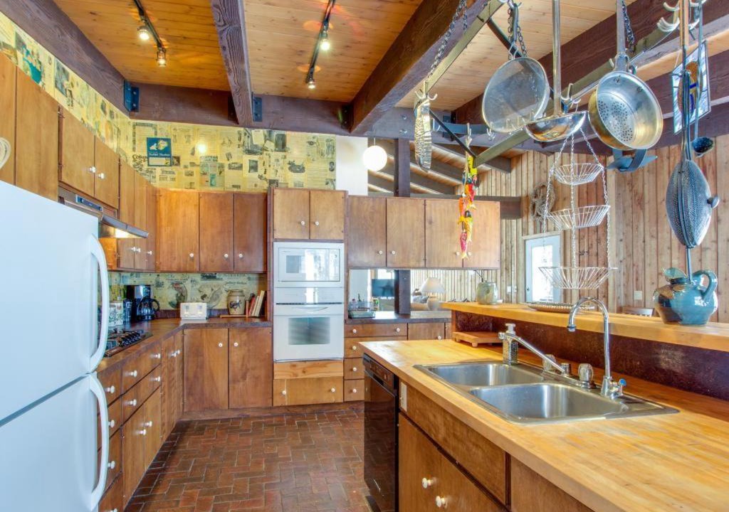 Photo of Kitchen in Mountain Valley