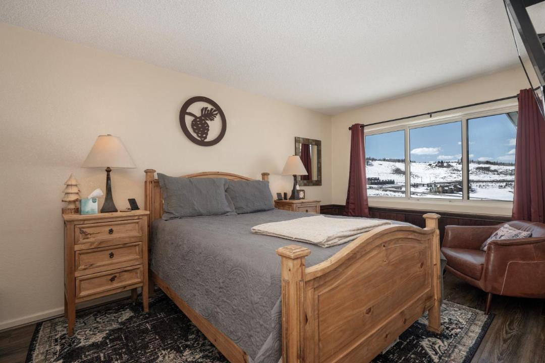 Photo of Bedroom in Silvercreek