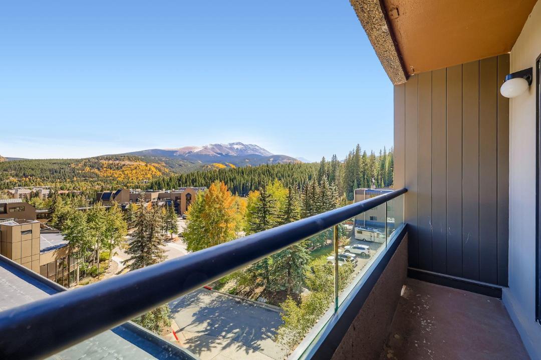 Photo of Patio Balcony in Peak 9