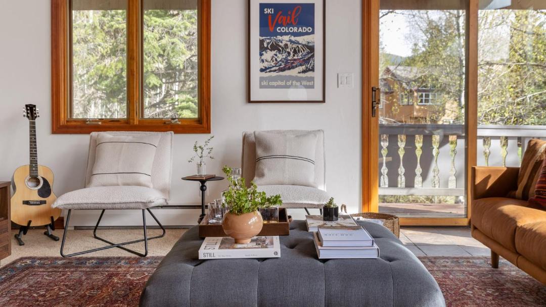 Photo of Livingroom in Vail