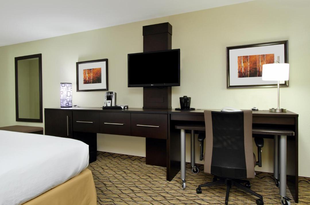 Photo of Bedroom in Colorado Springs