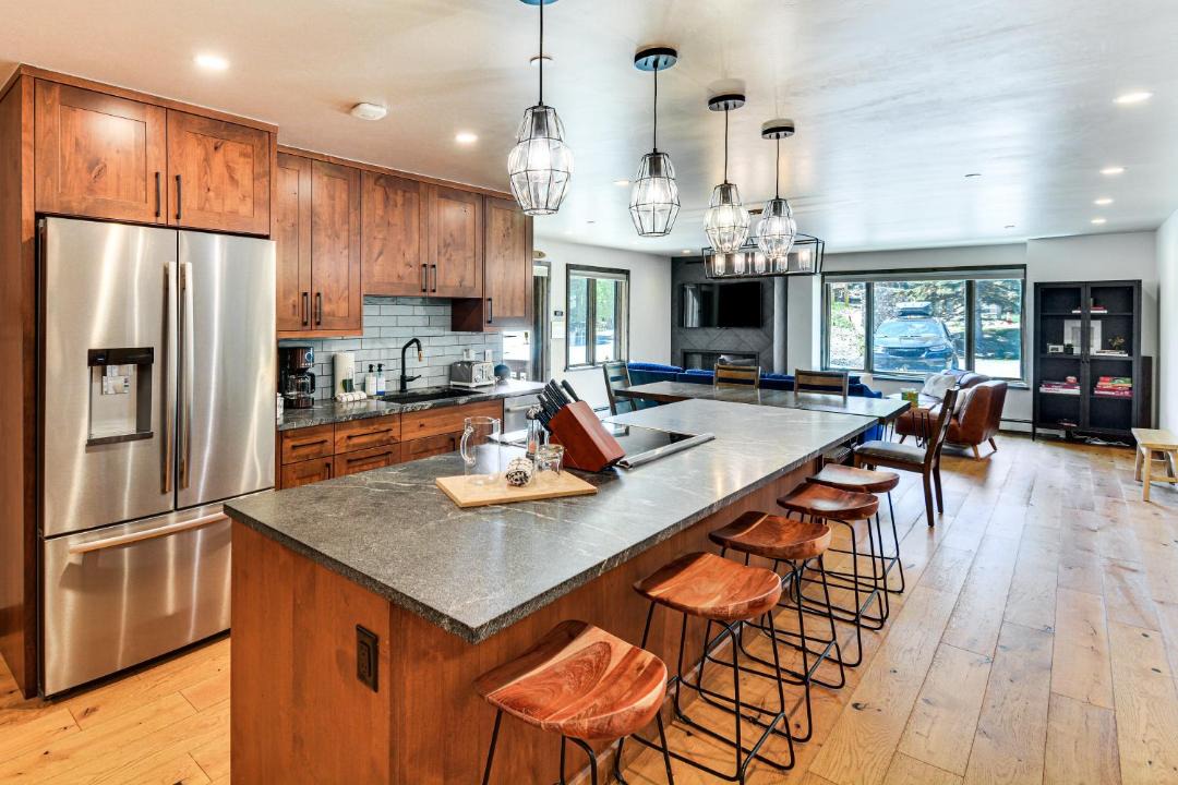 Photo of Kitchen in Four O'Clock