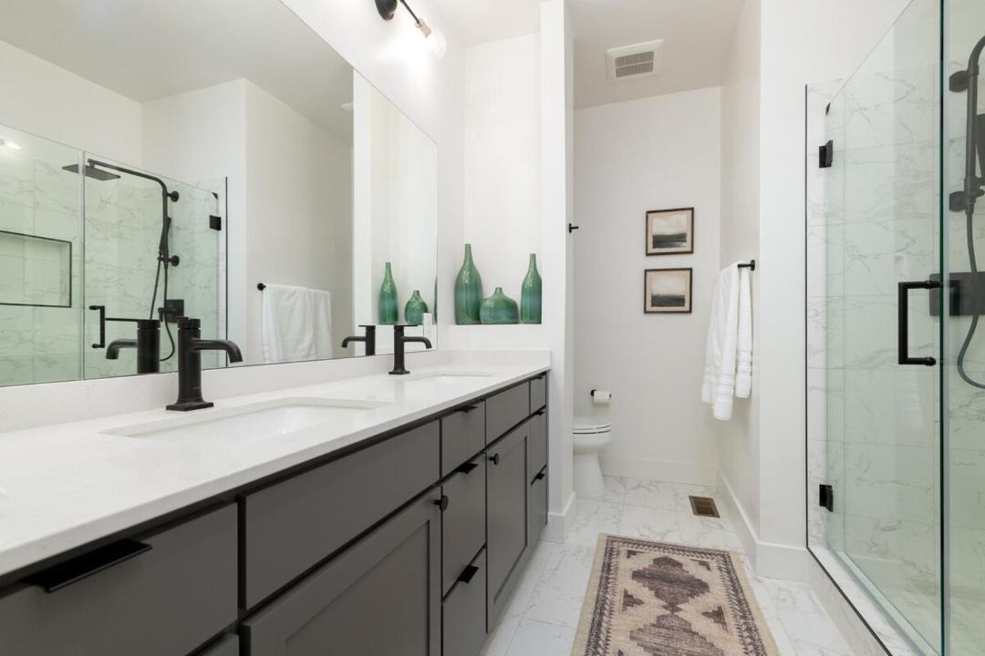 Photo of Bathroom in Grand Junction
