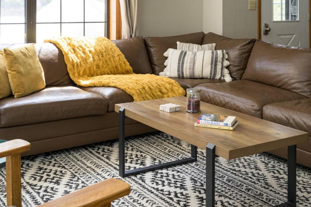 Photo of Livingroom in Saint Mary's