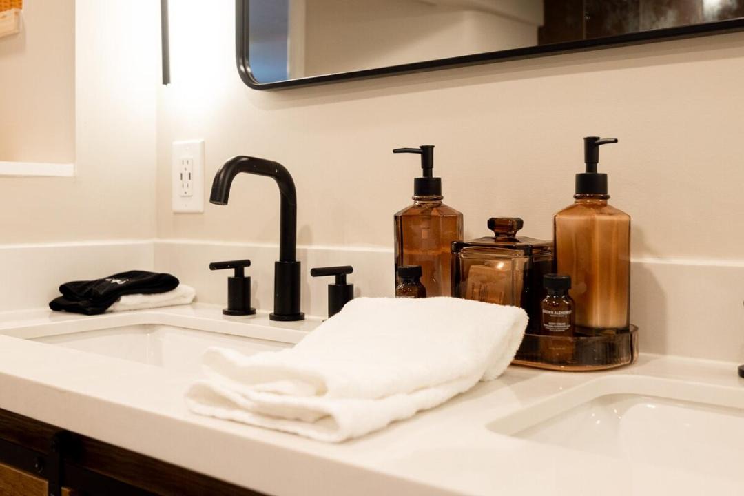 Photo of Bathroom in West Colfax