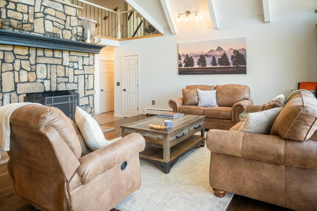 Photo of Livingroom in Larkspur