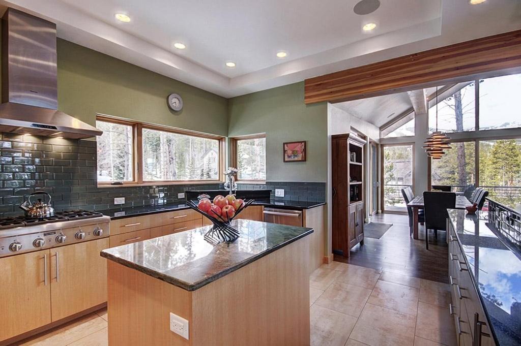 Photo of Kitchen in Warrior's Mark West