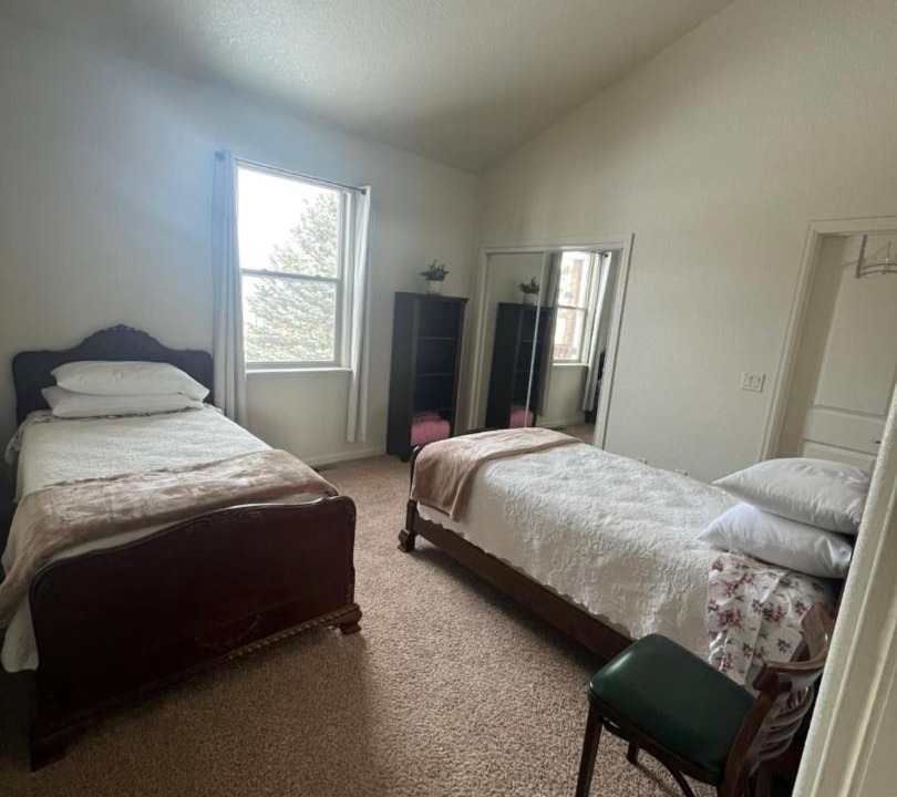 Photo of Bedroom in Colorado City