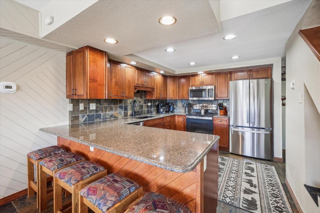 Photo of Kitchen in Peak 9