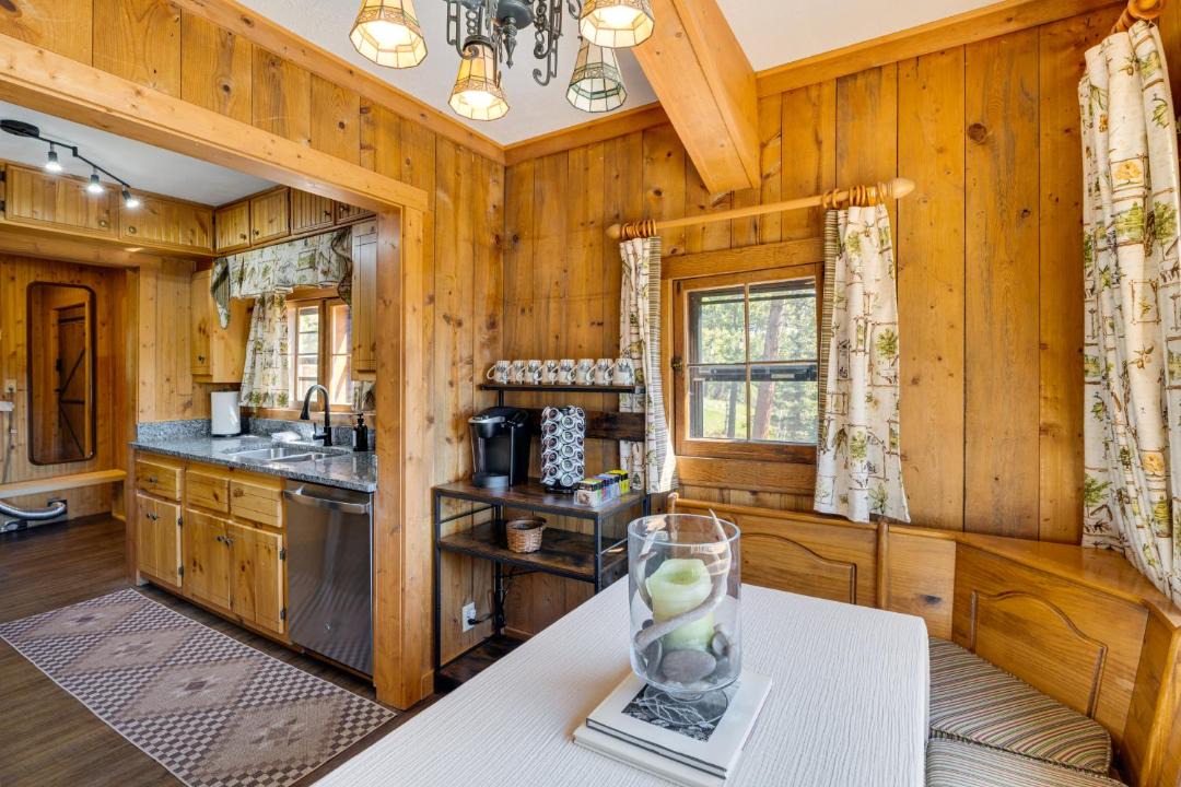 Photo of Kitchen in Divide