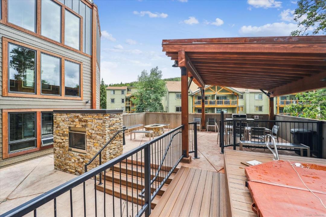 Photo of Patio Balcony in Historic District