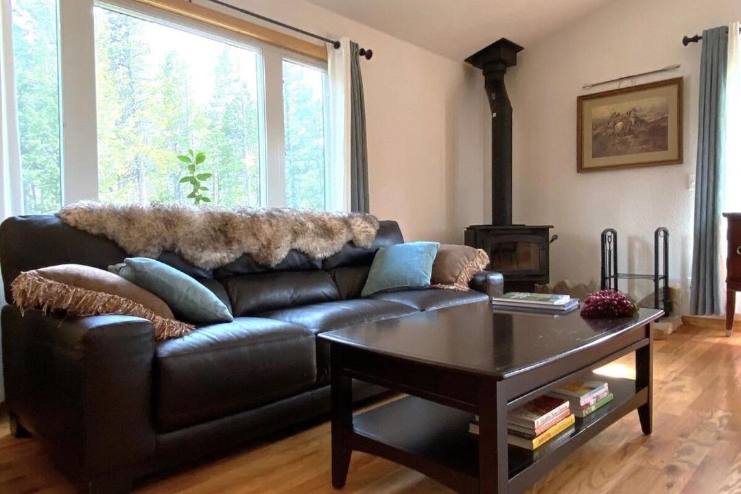 Photo of Livingroom in Evergreen