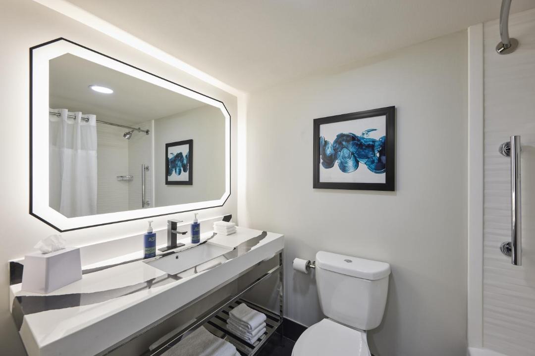 Photo of Bathroom in Englewood