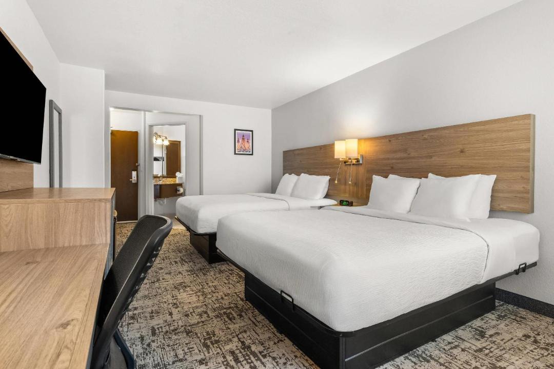Photo of Bedroom in Dupont