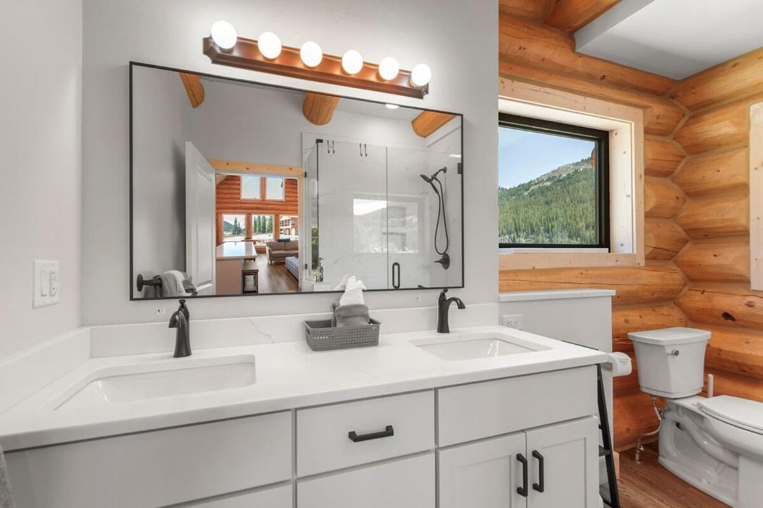 Photo of Bathroom in Alma