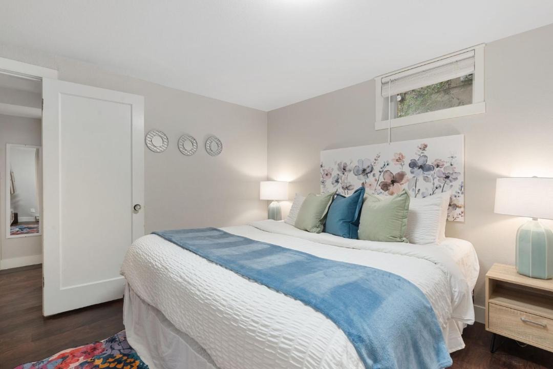 Photo of Bedroom in University North
