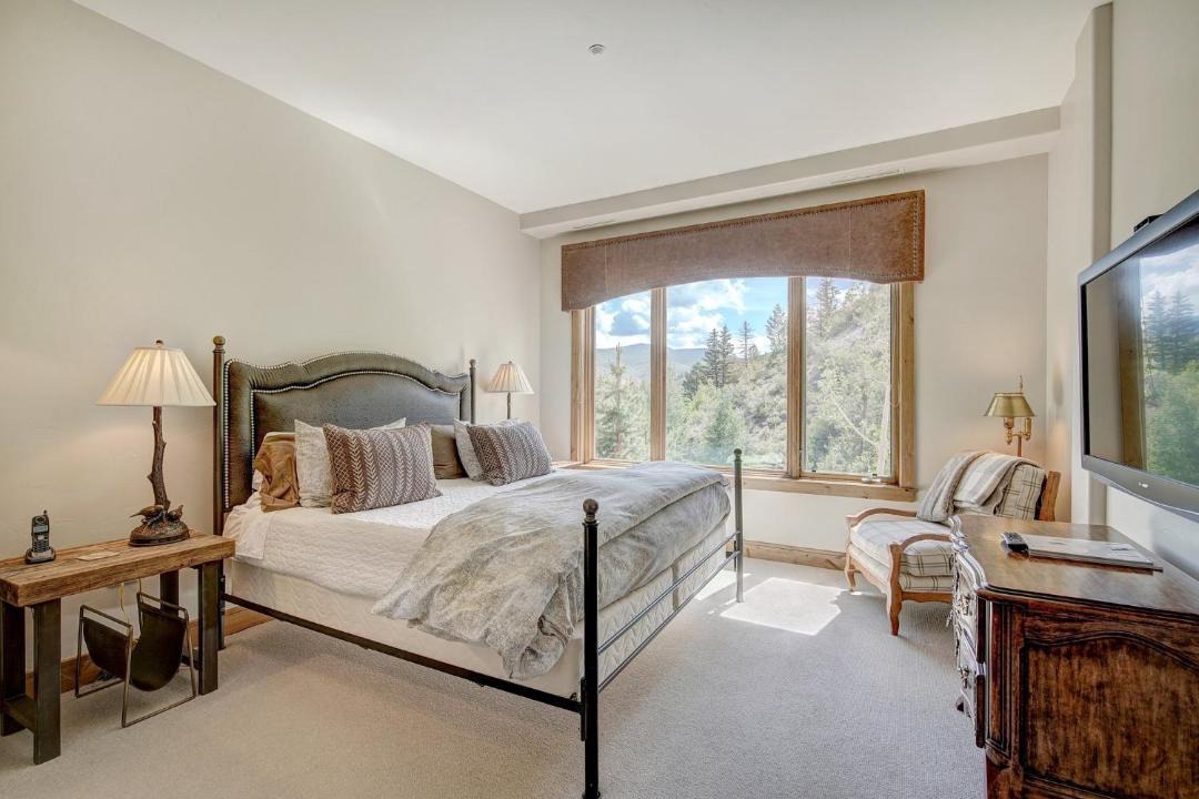 Photo of Bedroom in Edwards