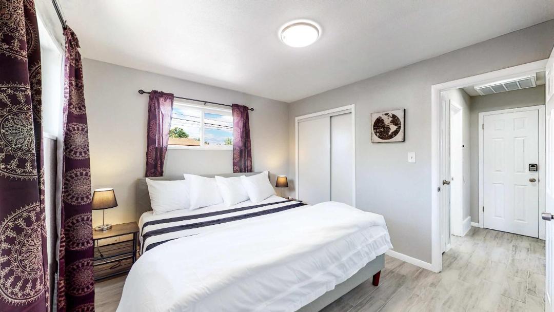 Photo of Bedroom in Twin Lakes