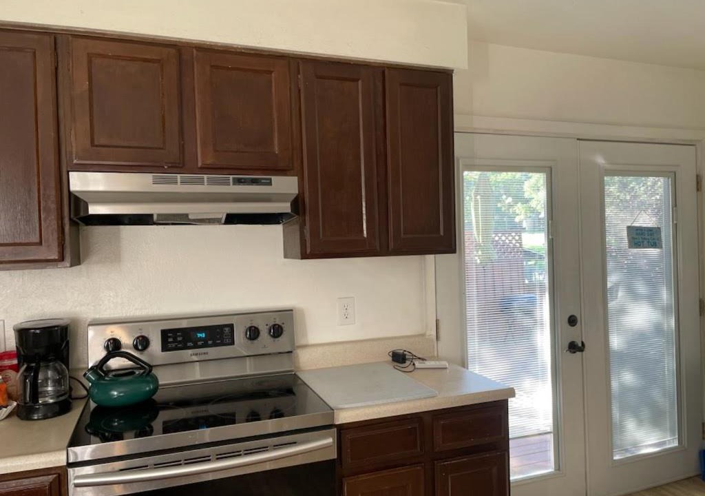 Photo of Kitchen in North Central Westminster