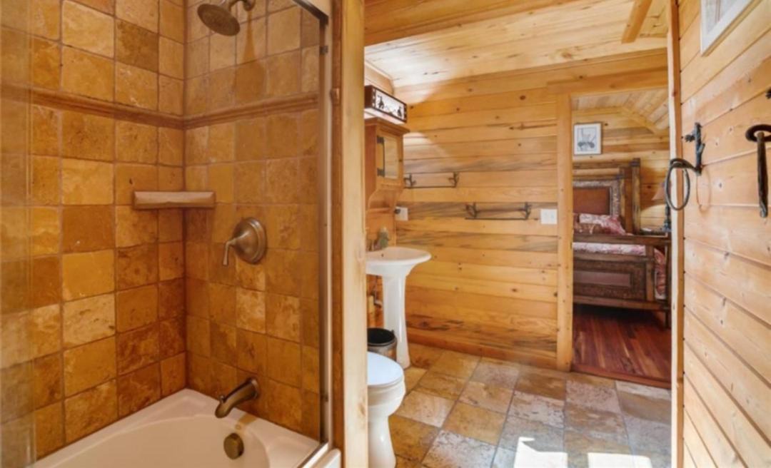Photo of Bathroom in Victor