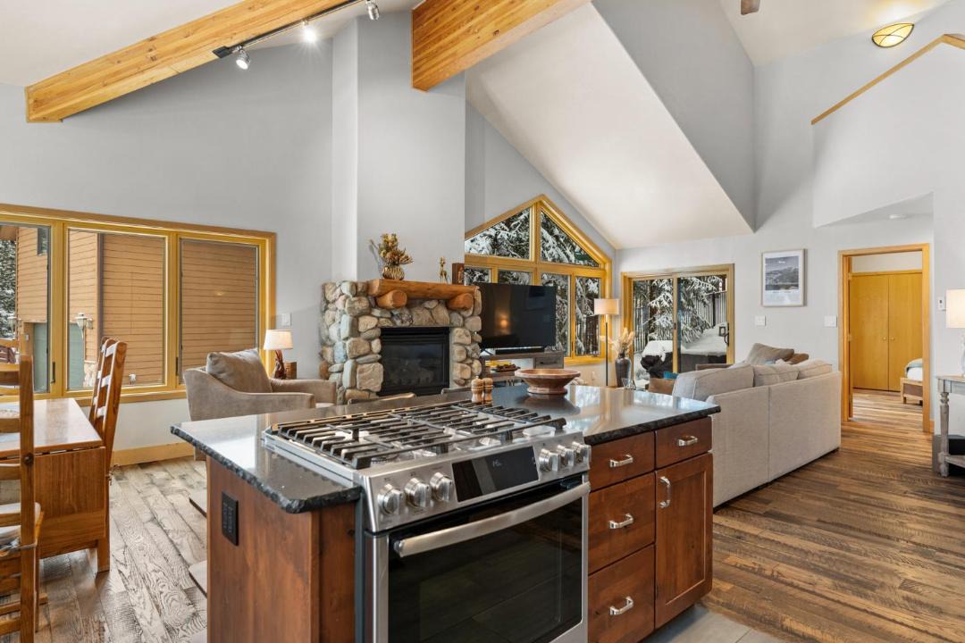 Photo of Kitchen in Three Peaks