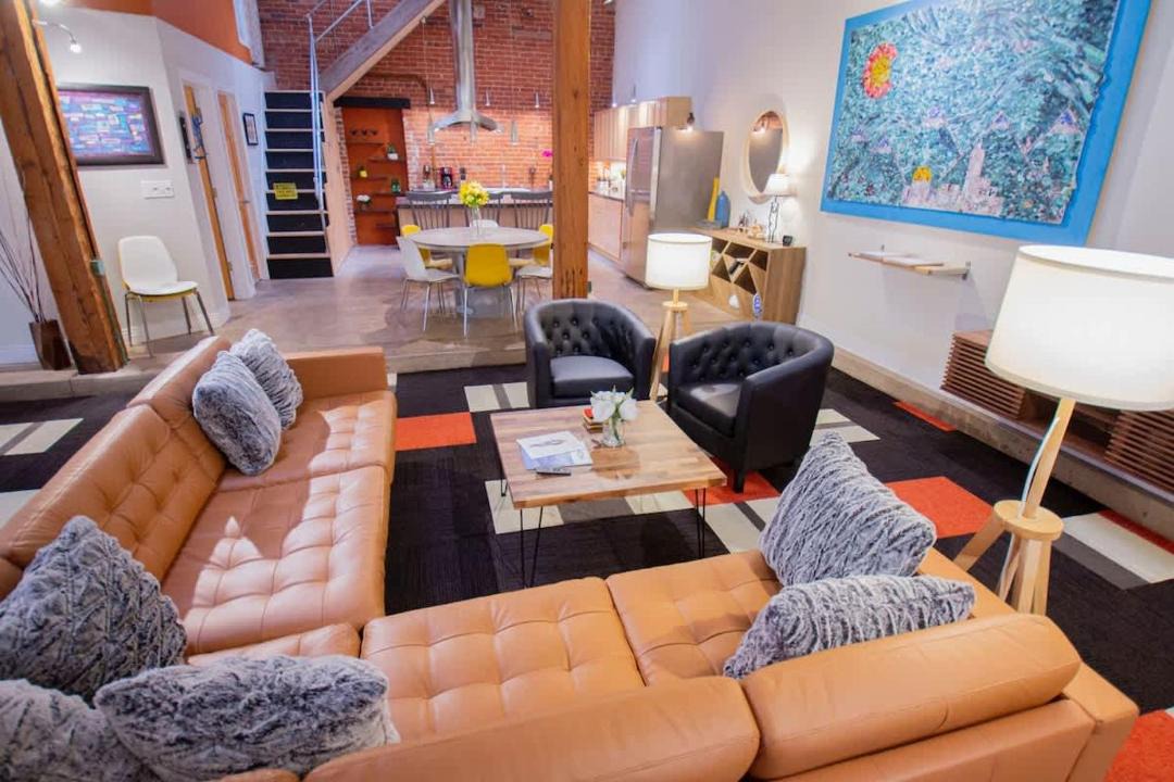 Photo of Livingroom in Cole