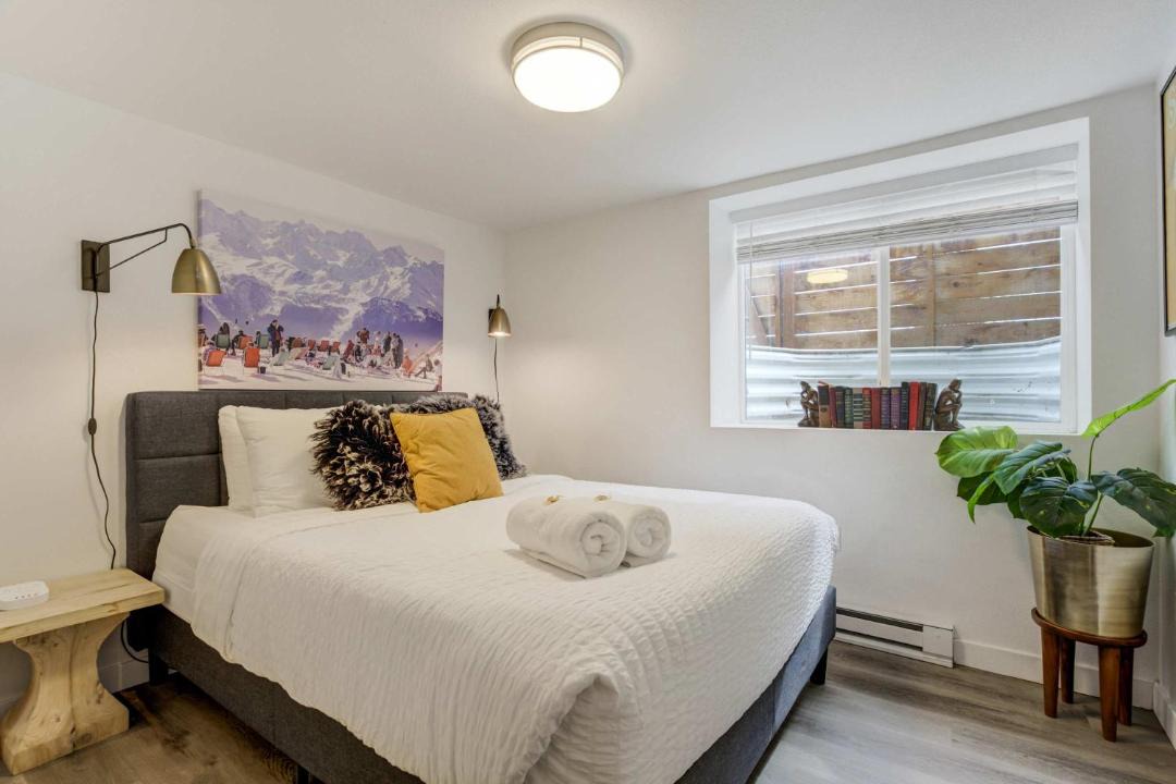 Photo of Bedroom in Downtown Colorado Springs
