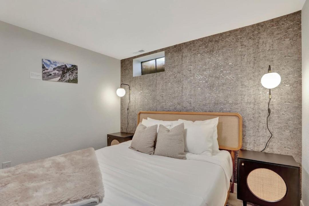 Photo of Bedroom in Scenic Heights