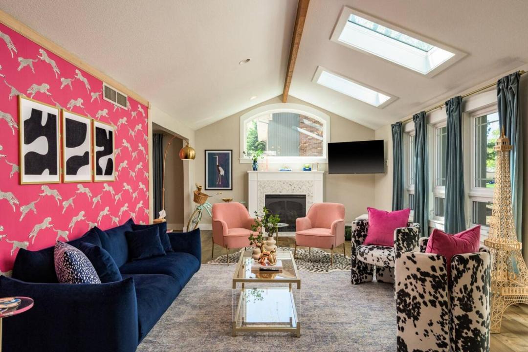 Photo of Livingroom in Oak Park