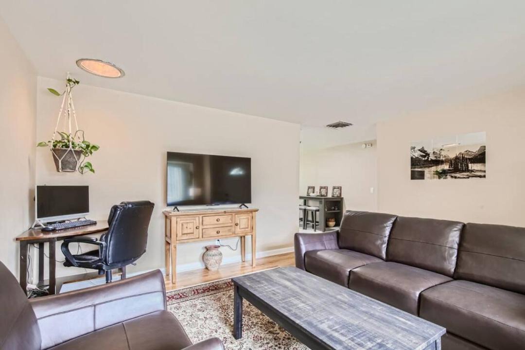 Photo of Livingroom in Lakewood