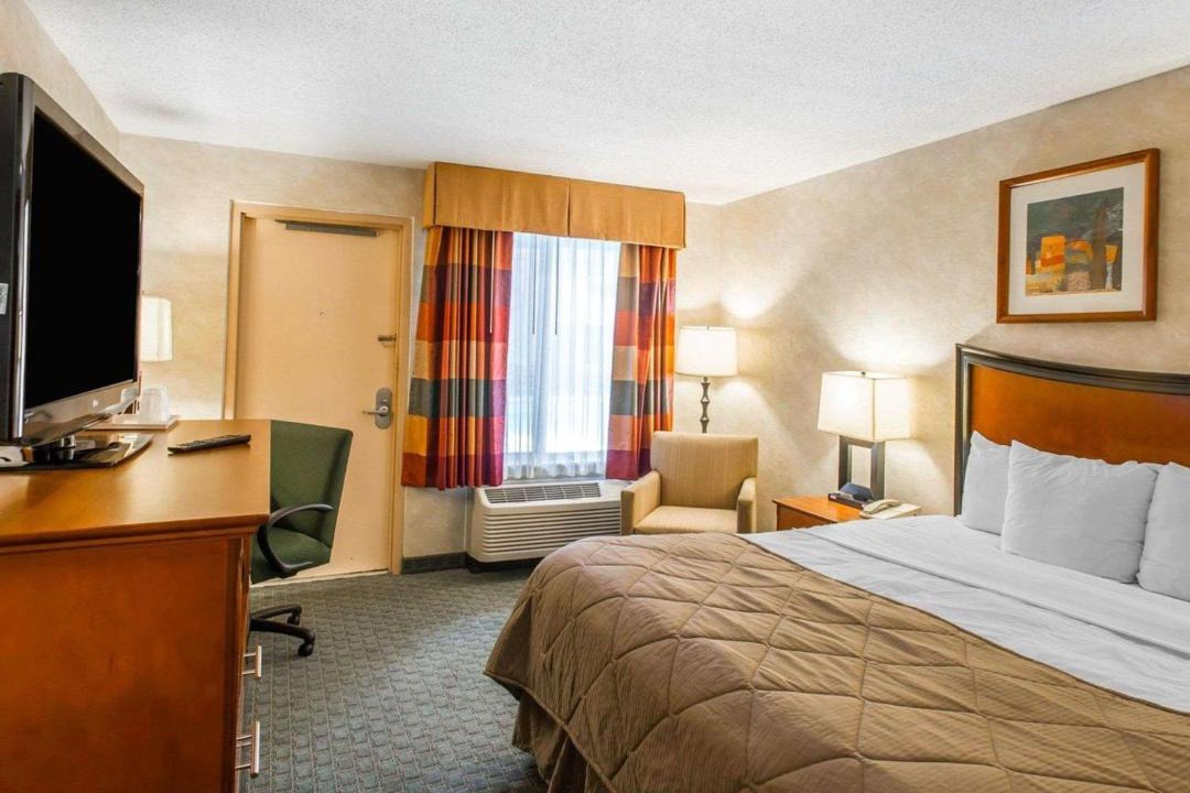 Photo of Bedroom in Greeley