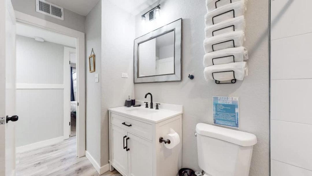 Photo of Bathroom in Jewell Heights - Hoffman Heights