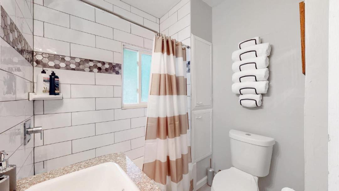 Photo of Bathroom in Congress Park