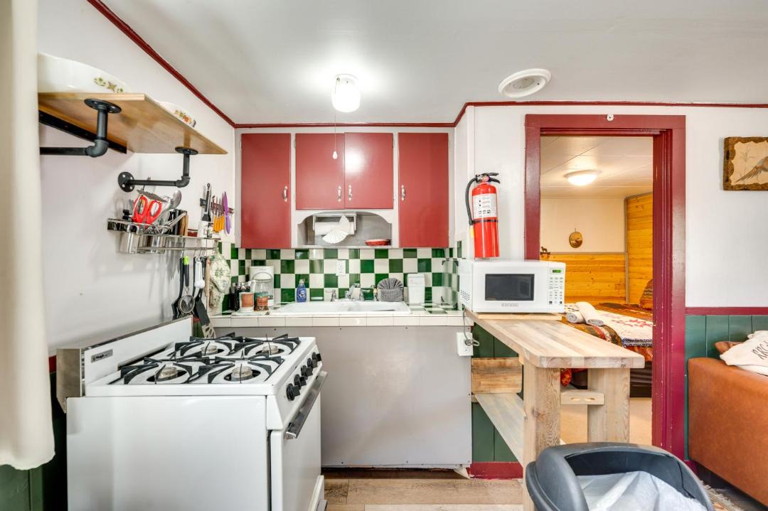 Photo of Kitchen in Drake