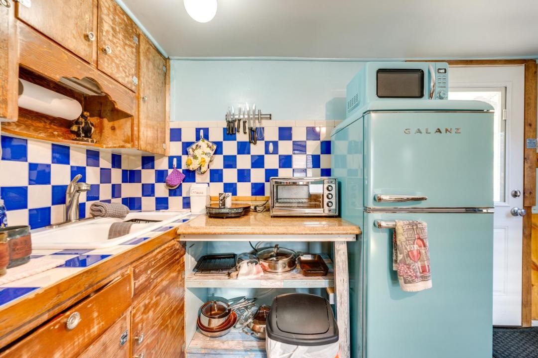 Photo of Kitchen in Drake