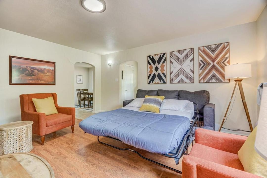 Photo of Bedroom in East Colorado Springs