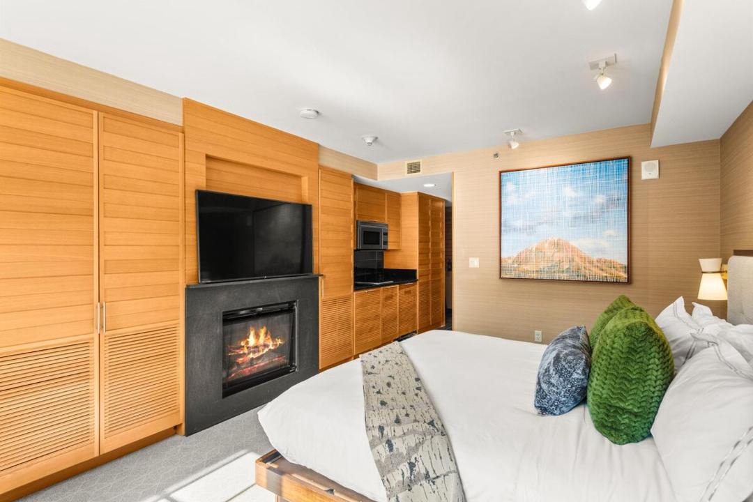 Photo of Bedroom in Snowmass Village