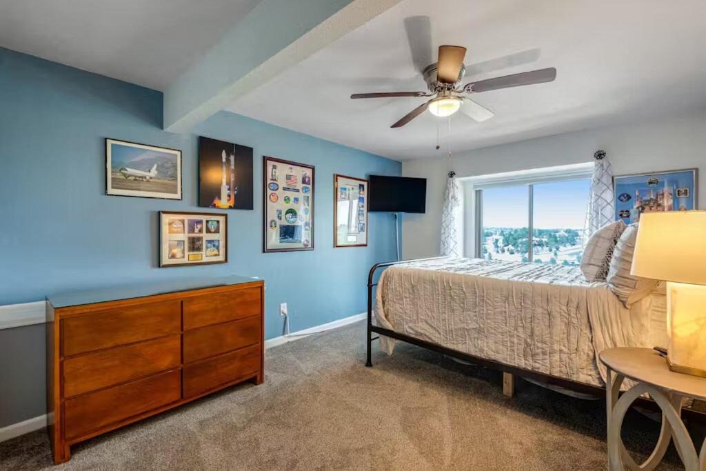 Photo of Bedroom in Northwest Colorado Springs