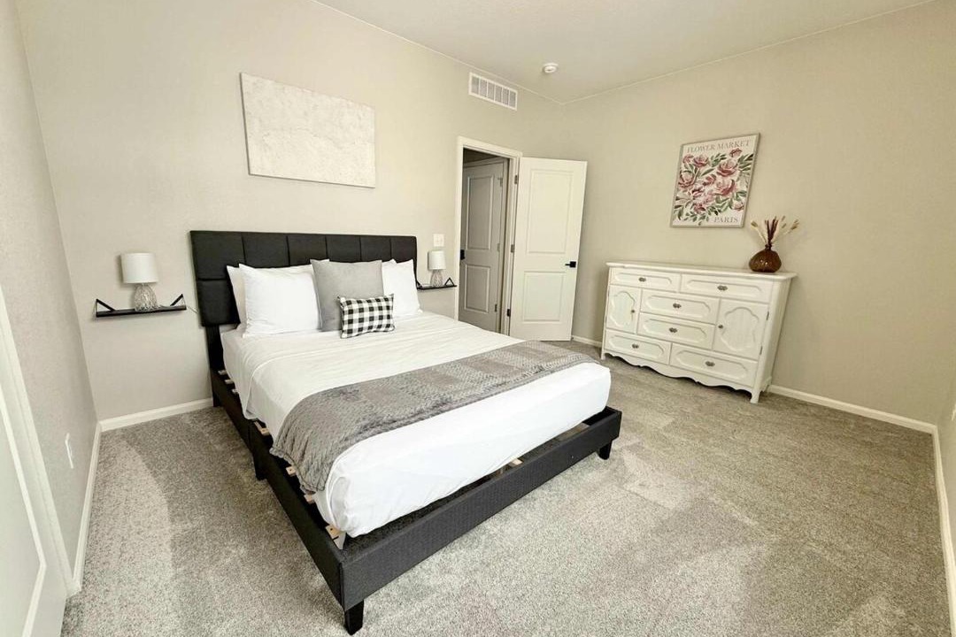 Photo of Bedroom in Loveland