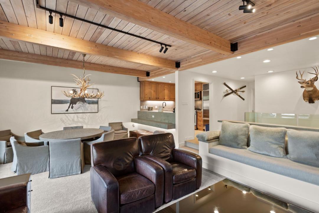Photo of Livingroom in Aspen