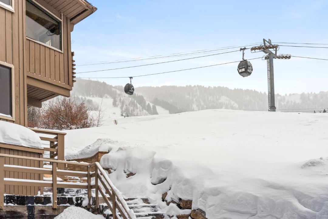 Photo of Others in Aspen