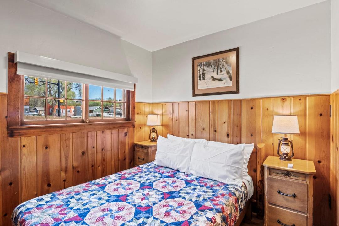 Photo of Bedroom in Colorado Springs