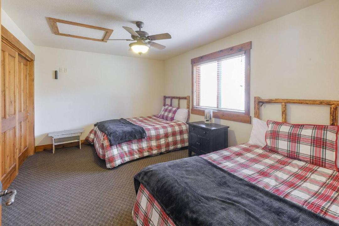 Photo of Bedroom in Grand Lake