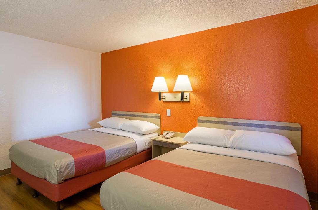 Photo of Bedroom in Regis