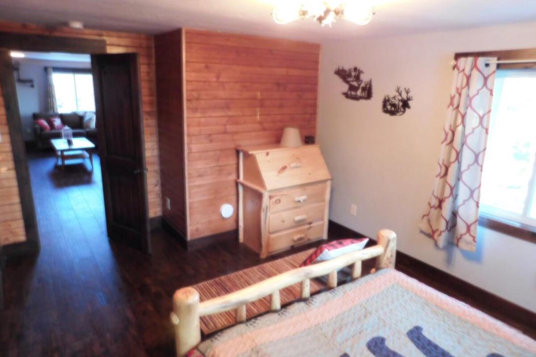 Photo of Bedroom in Grand Lake