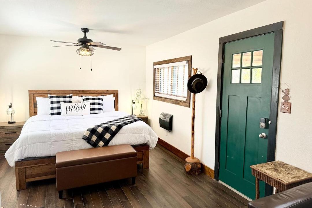 Photo of Bedroom in Grand Lake