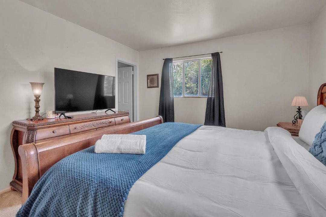 Photo of Bedroom in Canon City