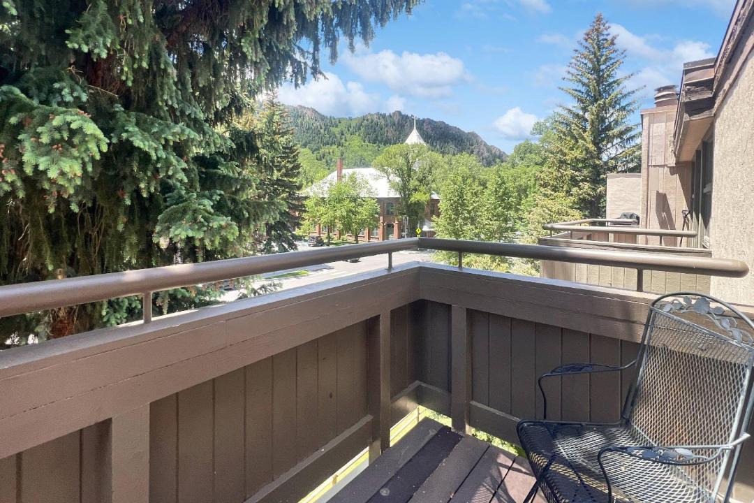 Photo of Patio Balcony in Aspen