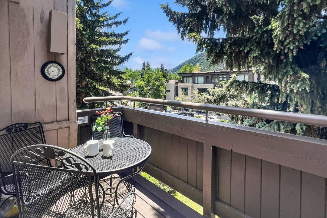 Photo of Patio Balcony in Aspen