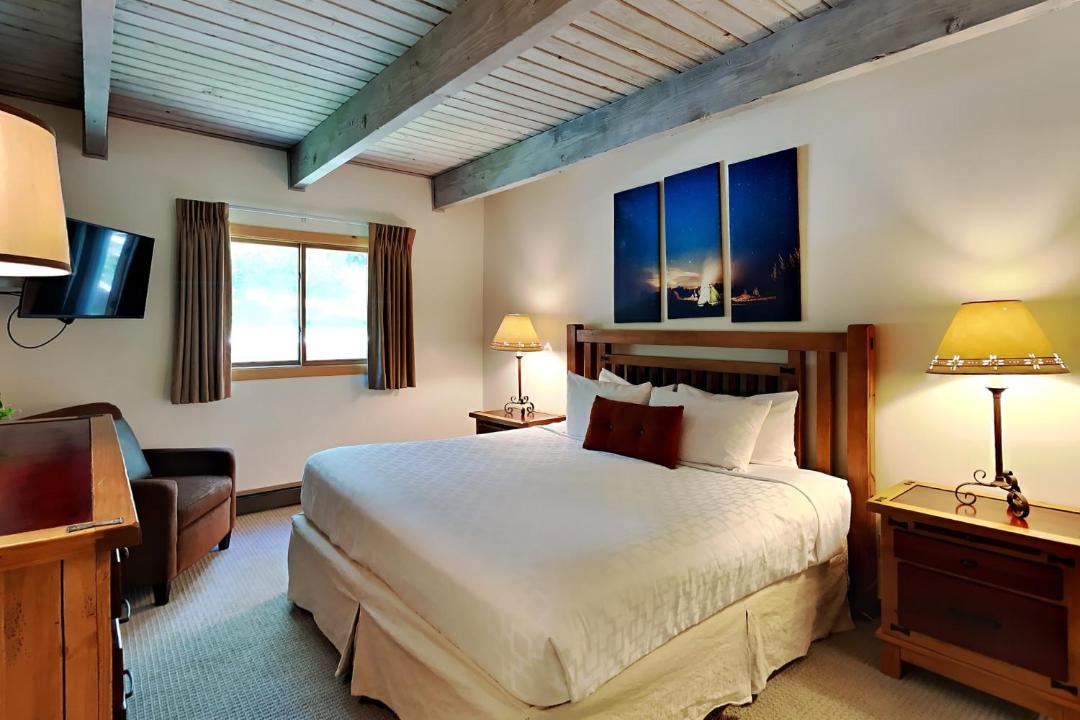 Photo of Bedroom in Snowmass Village
